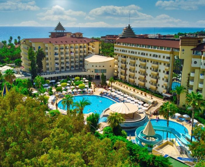 Saulėtos atostogos Turkijoje 5* viešbutyje SAPHIR HOTEL & VILLAS!