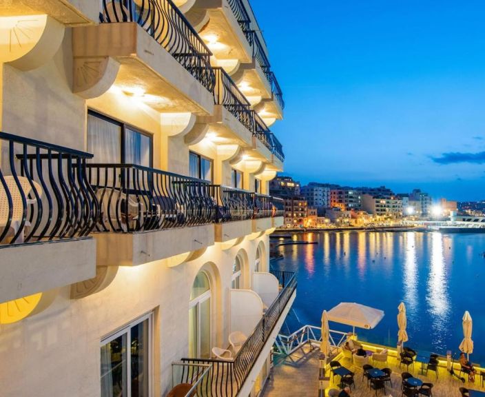GILLIERU HARBOUR HOTEL 4* - eleganta viesnīca ar lielisku skatu uz līcu Maltā!