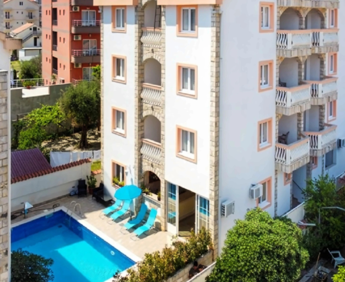 Rahulik puhkus Montenegros, 3* hotellis IPER!