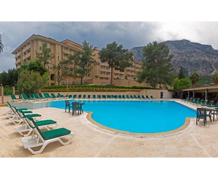 Linnalähedane puhkus ALEXIUS BEACH HOTEL 4* hotellis Türgis!
