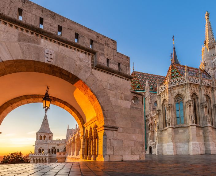 Apciemo dižo Budapeštu 3* BENCZUR HOTEL!