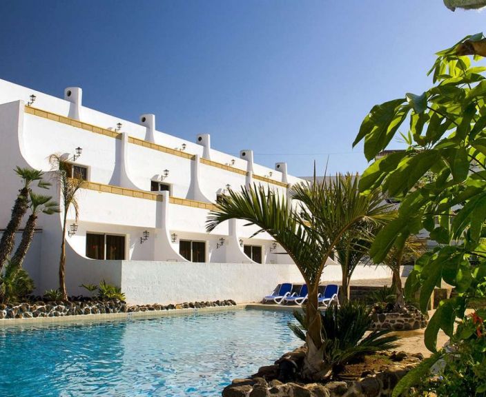 Izdevīga atpūta 3* PIRAMIDES APARTMENTS Tenerifē!
