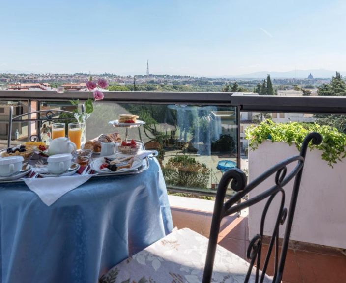 Ekonomiska atpūta 4* PINETA PALACE Romā!
