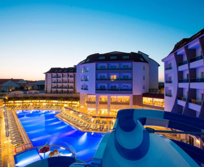 RAMADA RESORT BY WYNDHAM SIDE