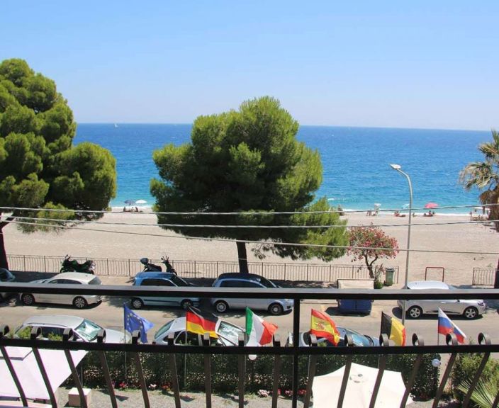 Lieliska atpūta pie pašas jūras netālu no Taorminas 4* HOTEL CHRISMARE!