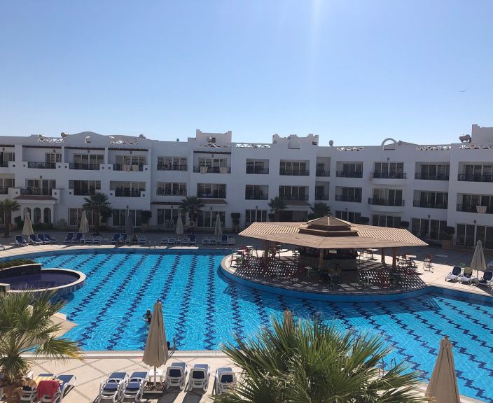 Saulaina atpūta 4* OLD VIC RESORT Šarmelšeihā!