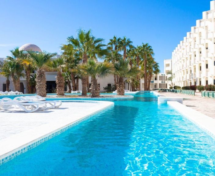 Izdevīga atpūta 5* WHITE VALLEY PALACE viesnīcā Hurgadā, Ēģiptē!