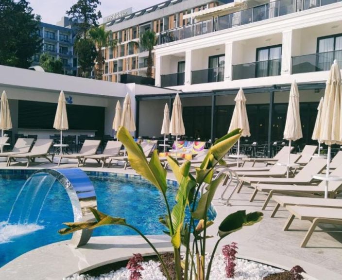 SIDE ZEUGMA (ADULTS ONLY 16+)