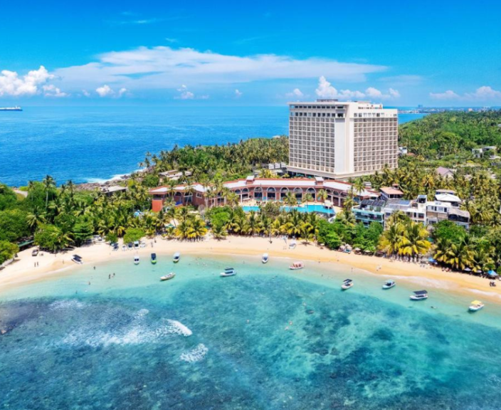 Põnev puhkus Sri Lankal 5* hotellis ARALIYA BEACH RESORT & SPA UNAWATUNA!