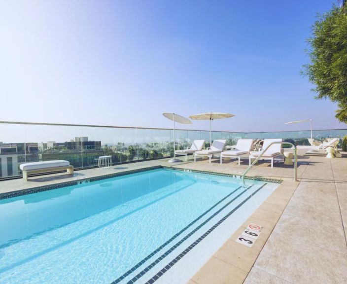 Atpūta modernajā 4* THE GODFREY HOTEL HOLLYWOOD Losandželosā!